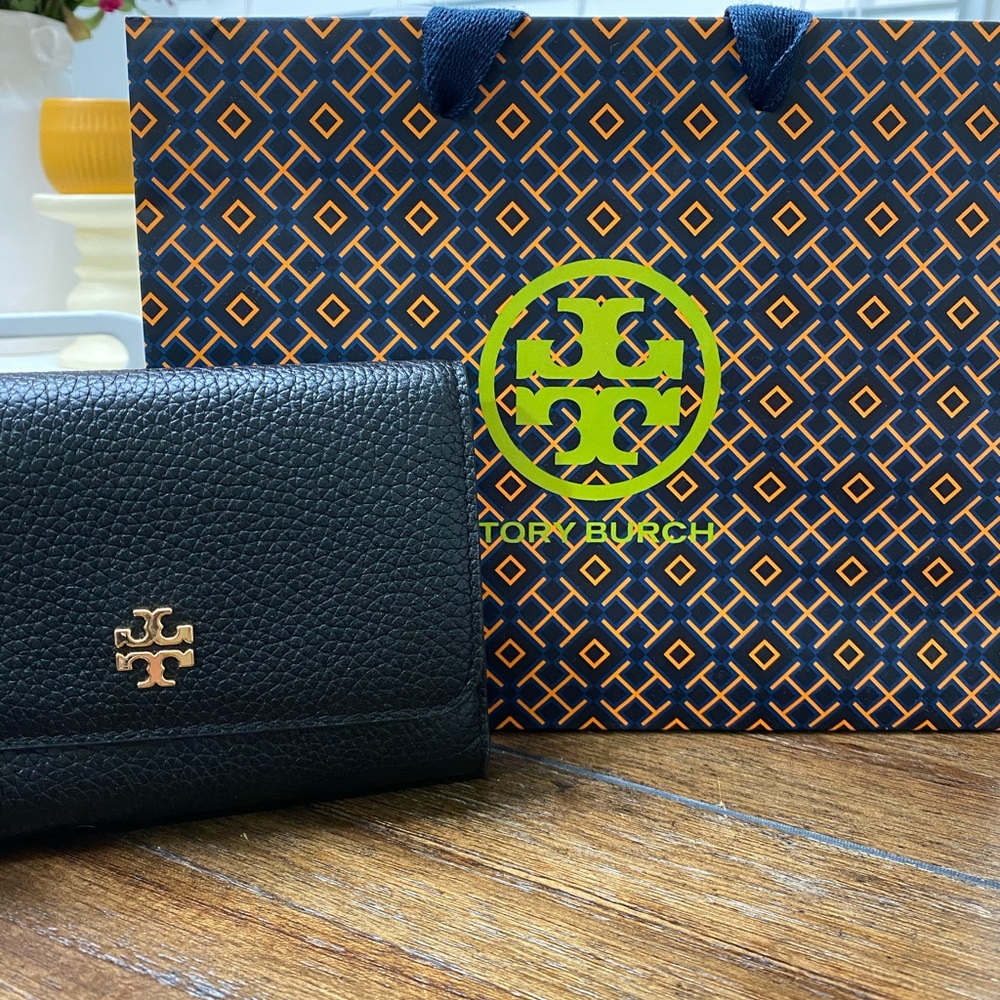 Tory Burch Carter Flap Wallet